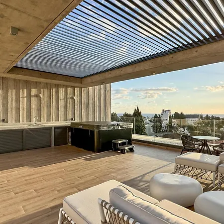 Malberry Park 301 - Modern 2bedroom With Shared Heated Pool, Sauna, Gym, Jacuzzi Пафос