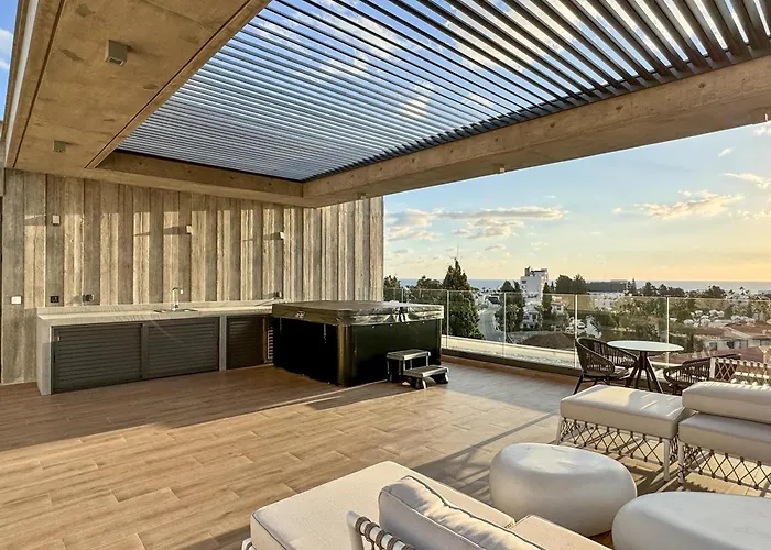 Malberry Park 301 - Modern 2bedroom With Shared Heated Pool, Sauna, Gym, Jacuzzi Paphos